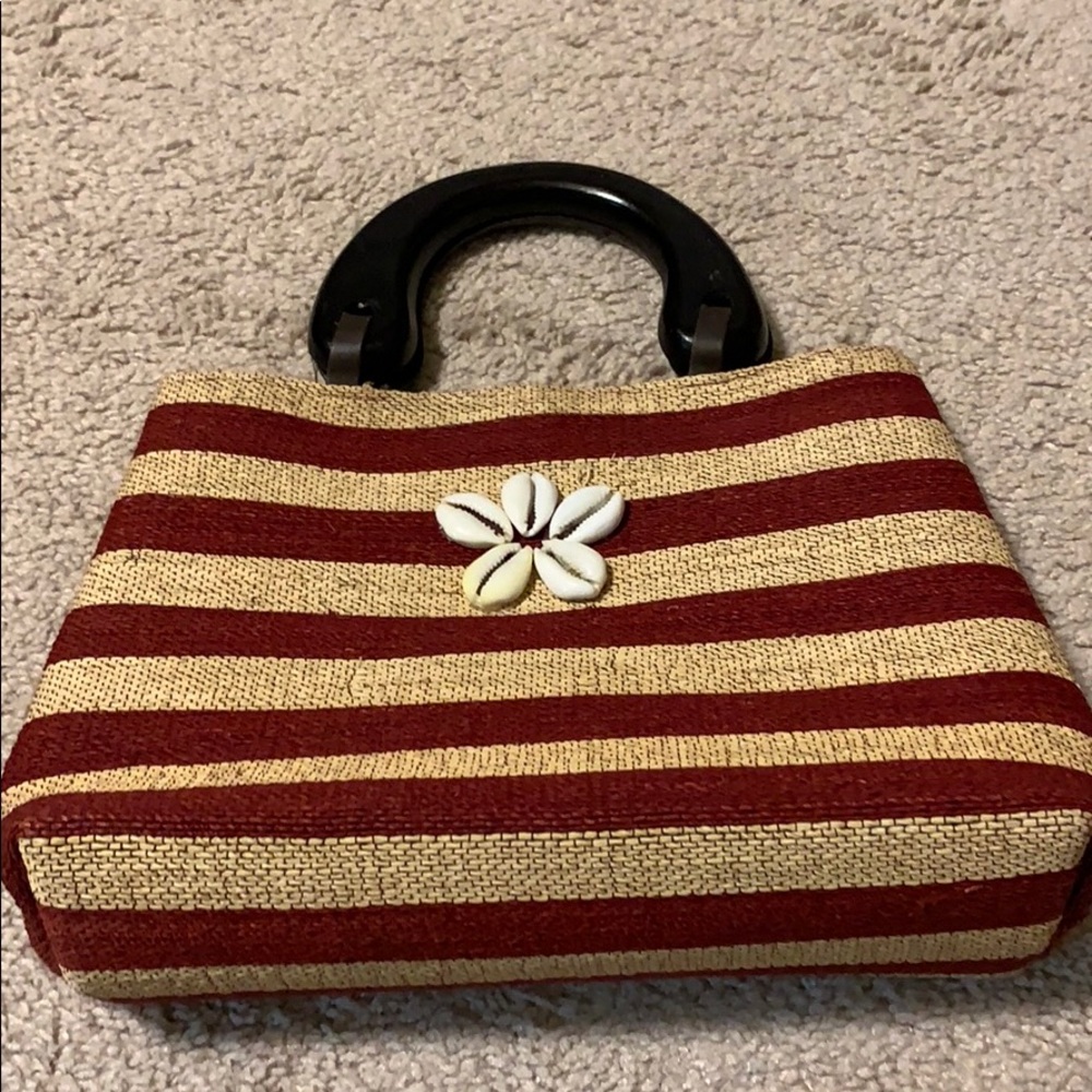 Tropical purse